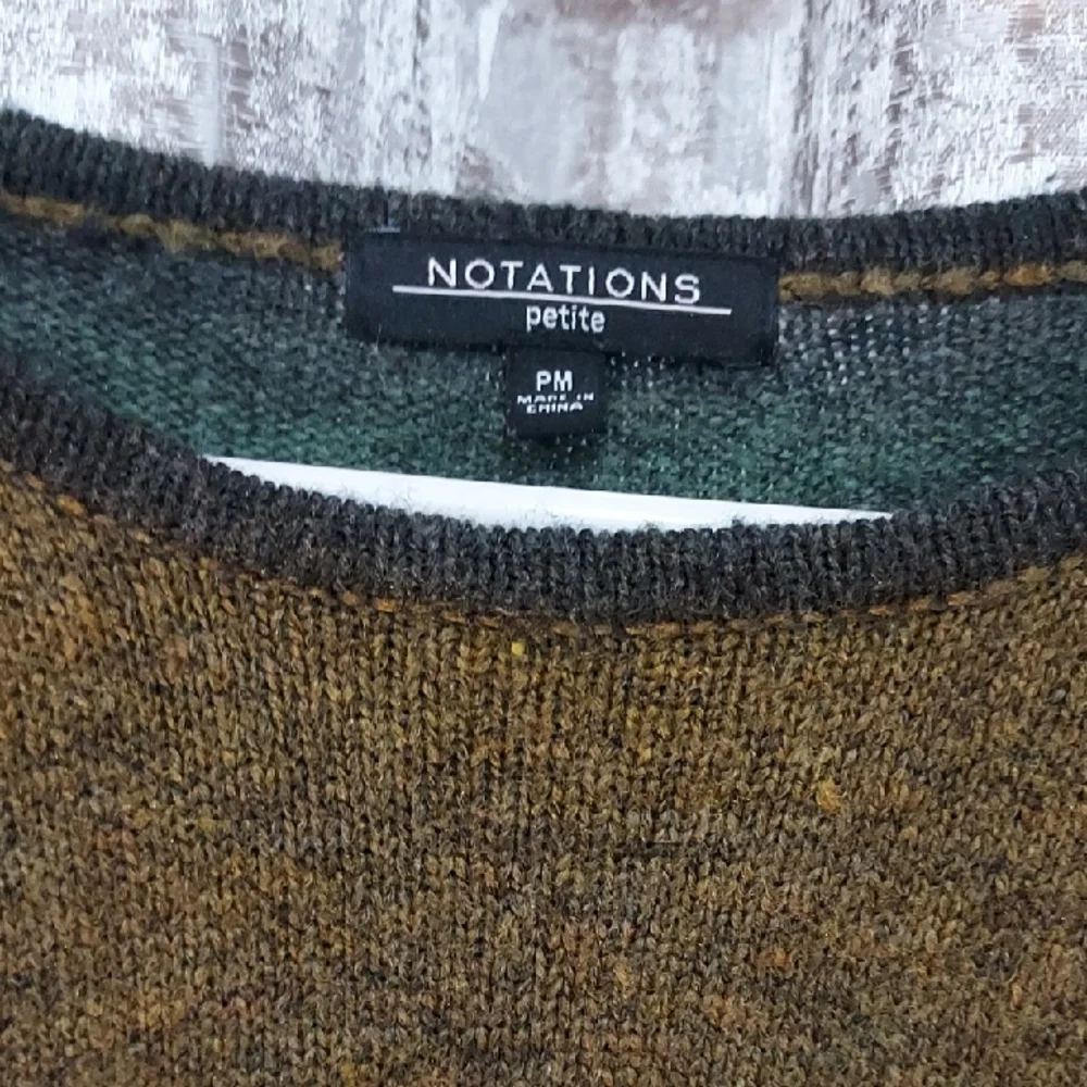 Notations Olive and Charcoal Knit Top - Picture 2 of 3